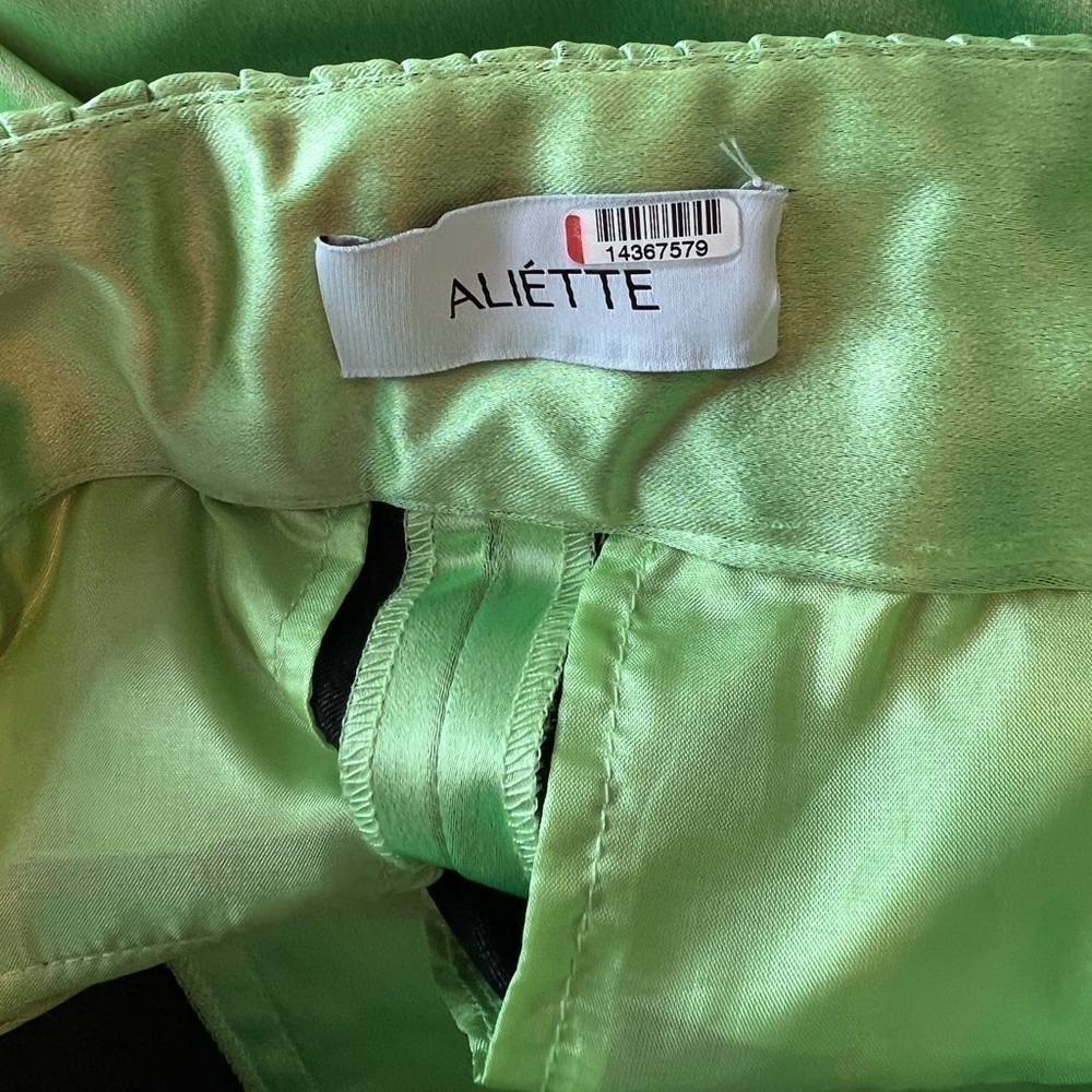 ALIÉTTE Green Pants - Picture 16 of 16